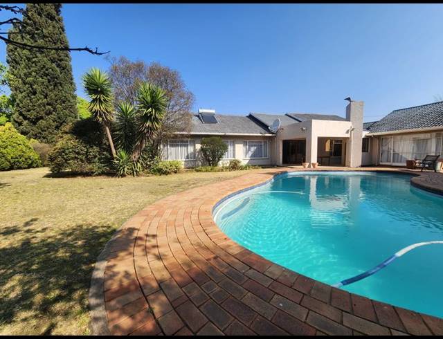 3 BEDROOM HOUSE FOR SALE IN BRACKENHURST